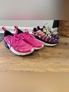 2 pair of girl’s Nike tennis shoes - size 3Y